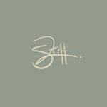 Profile Picture of Nicole steffes (@commishnicole) on Instagram