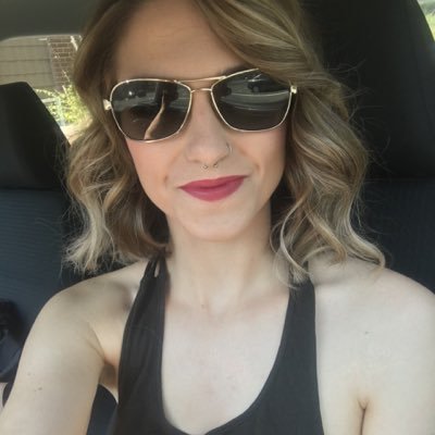Profile Picture of Leah Miles (@leahmiles24) on Twitter