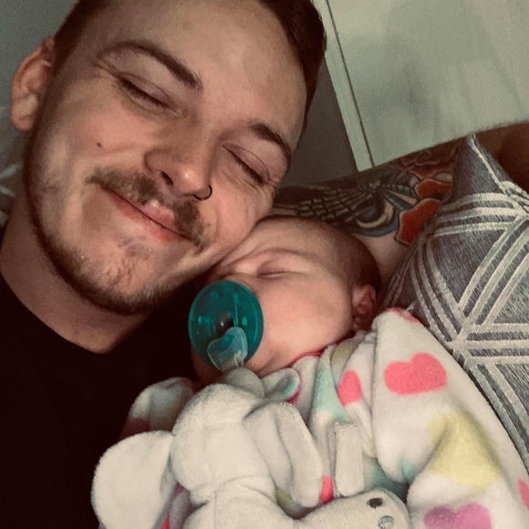 Profile Picture of Matthew Barnes (@matthewbarne950) on Poshmark