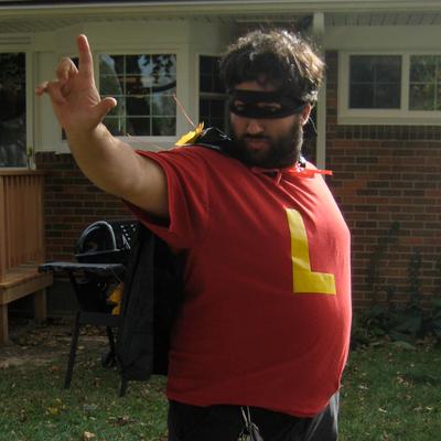 Profile Picture of Greg Weaver (@sneezinglion) on Twitter