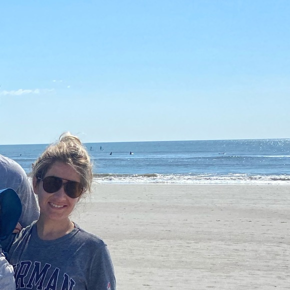 Profile Picture of Marissa Zwerner (@marissazwerner) on Poshmark