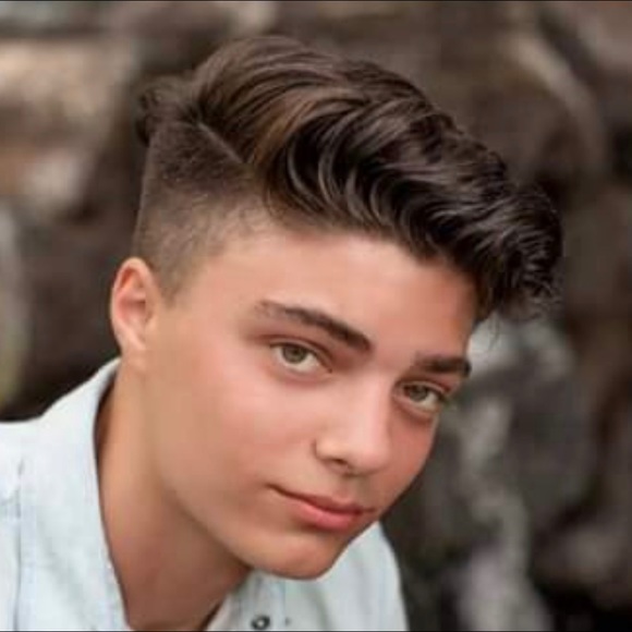 Profile Picture of Jacob Mahn (@jm21114) on Poshmark