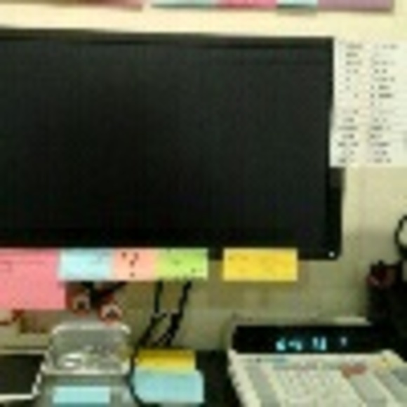 Profile Picture of Karen Kodrea (@kodreakj) on Poshmark