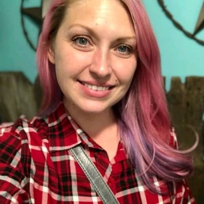 Profile Picture of Sarah Hulstine (@SarahHulstine) on Twitter