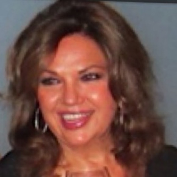 Profile Picture of Marilyn Kern (@mskbab812) on Poshmark