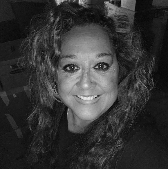Profile Picture of Christy Kiser (@christy0301) on Poshmark