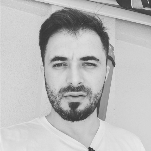 Profile Picture of Val Lokaj (@valdetlokaj) on Poshmark
