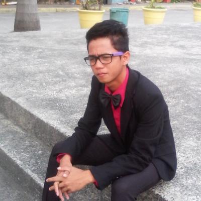 Profile Picture of Adam S. Apple (@CrisundayWines) on Twitter