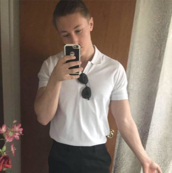 Kevin Gorica - Poshmark Profile Picture of Kevin Gorica (@kevingorica) on Poshmark