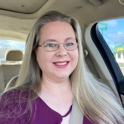 Profile Picture of Amy Lambeth (@momofmaddie) on Twitter
