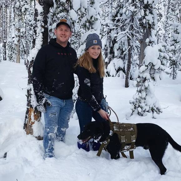 Profile Picture of Haley Kusler (@haleypatricia15) on Poshmark