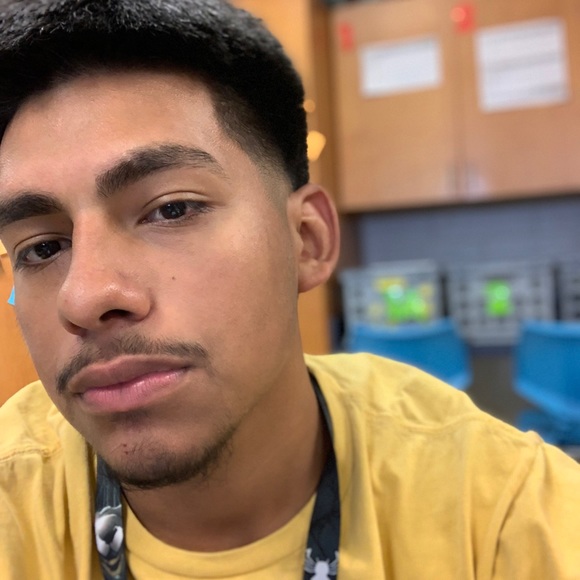 Profile Picture of Kevin Gasca (@trippie14kev) on Poshmark