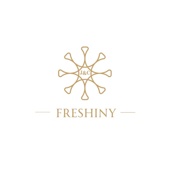 Profile Picture of !ambassador🔆freshiny jewelry castle🔆 L (@jchappy707) on Poshmark