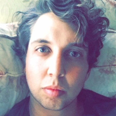 Profile Picture of Aaron Speer (@lildeborahcakes) on Twitter
