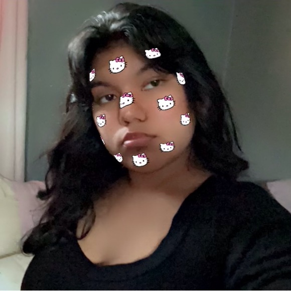 Profile Picture of Lucy Calixtro (@g_calixtro) on Poshmark