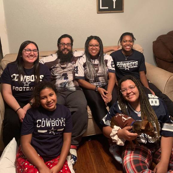 Profile Picture of Dina Serrano (@marley9805) on Poshmark