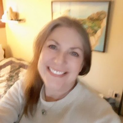 Profile Picture of Debbie Vigil (@DebbieVigil14) on Twitter