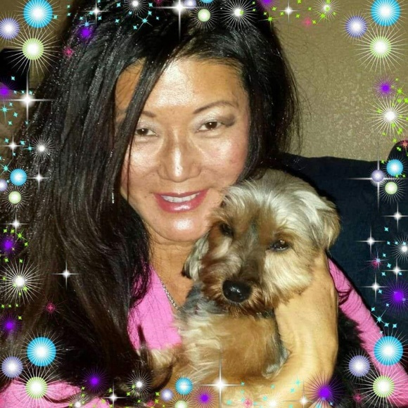 Profile Picture of Cathy Allen (@cz62) on Poshmark