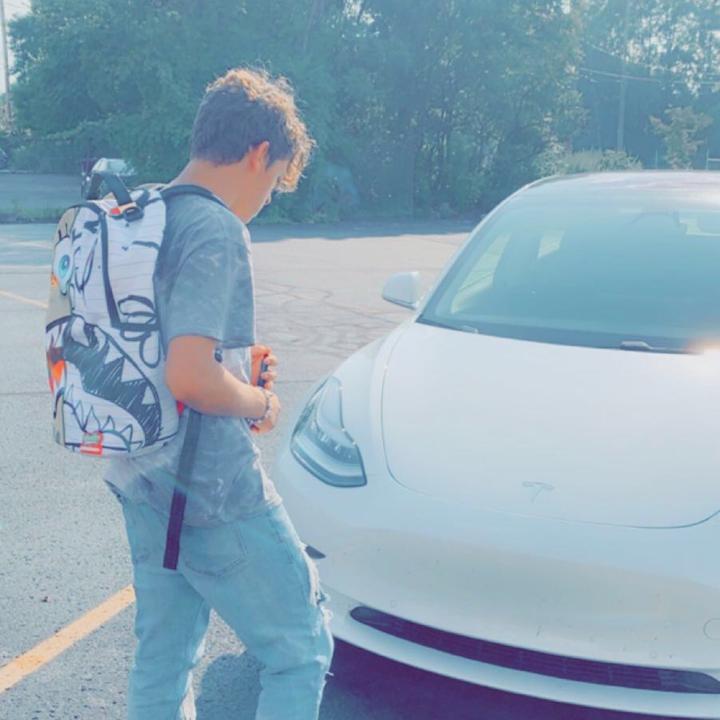 Profile Picture of Robert Roote (@robbie_senta) on Tiktok