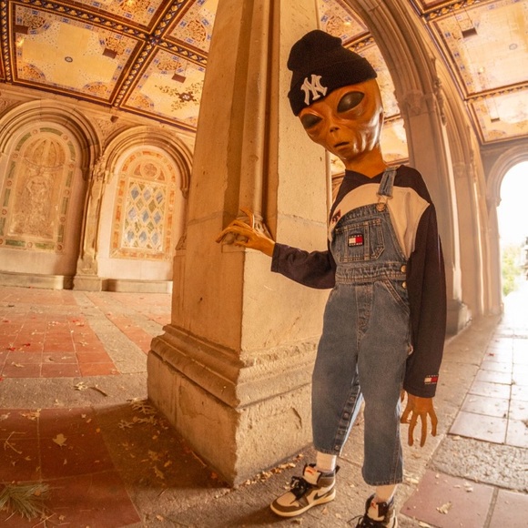 Profile Picture of Harry Halpin (@harryhalpin) on Poshmark