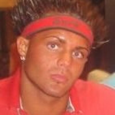 Profile Picture of Mike Pizzano (@MikeyPBroski) on Twitter