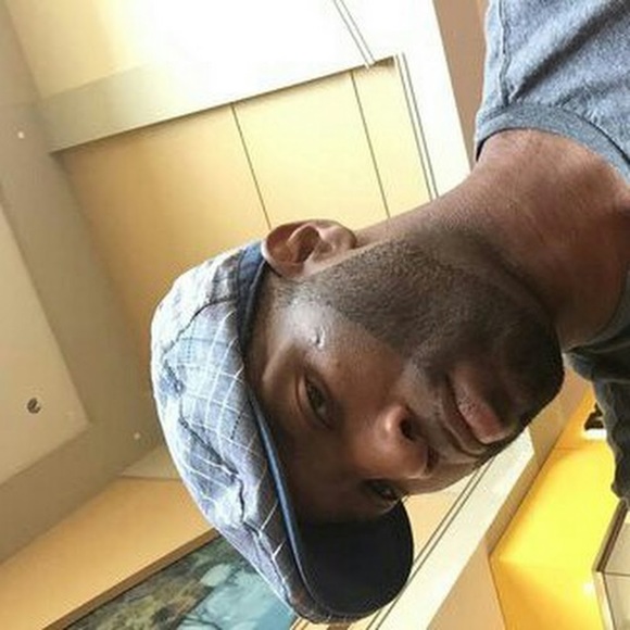 Profile Picture of Correll Watkins (@correll9191) on Poshmark