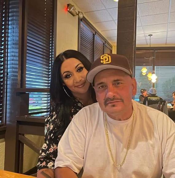 Profile Picture of Albert Chavez (@albertchavez265) on Poshmark