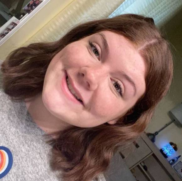 Profile Picture of Krysta'nina Spanier (@foreverose16) on Poshmark