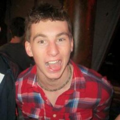 Profile Picture of Jerry Chitown (@JerryDeRoche) on Twitter