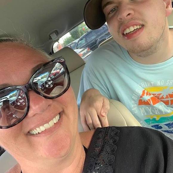 Profile Picture of Lori Holt (@streetdoc1977) on Poshmark