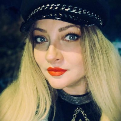 Profile Picture of Lisa Lush (@lisalushnyc) on Twitter