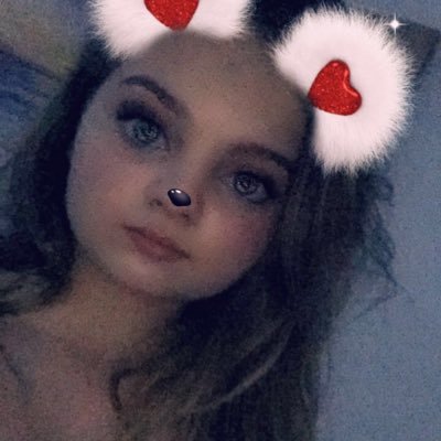 Profile Picture of Lilly Pope (@LillyPope20) on Twitter