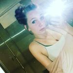 Profile Picture of Sarah Jade Barner (@hippie_flowerchild__) on Instagram