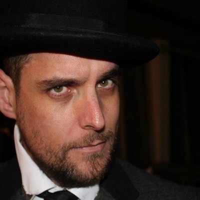 Profile Picture of Steve Wright (@Dress_Wright) on Twitter