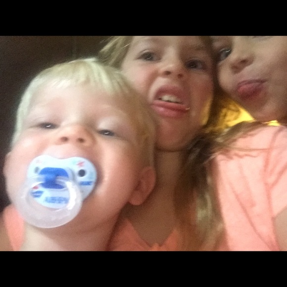 Profile Picture of Stefanie Maraldo (@stefalex79) on Poshmark