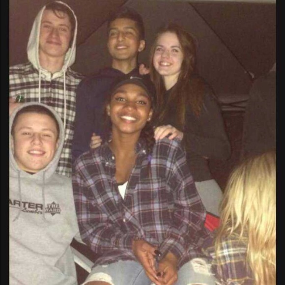 Profile Picture of Paige Casteel (@paigecasteel) on Poshmark