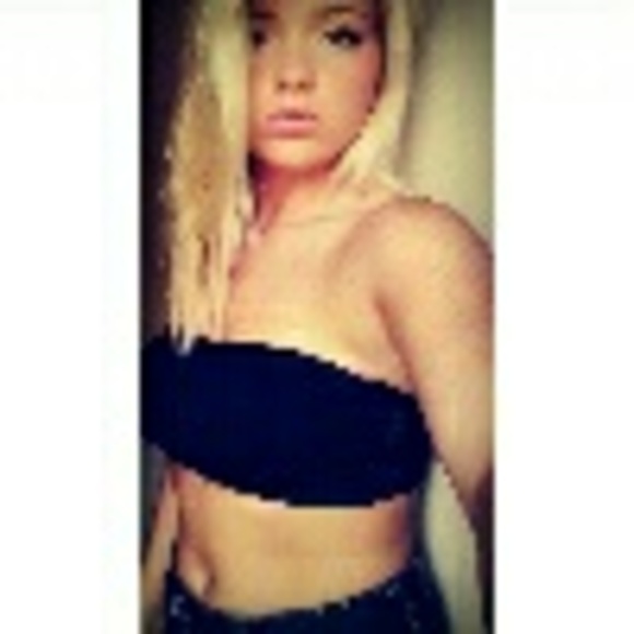 Profile Picture of Kaylyn Yingst (@kaybabes97) on Poshmark