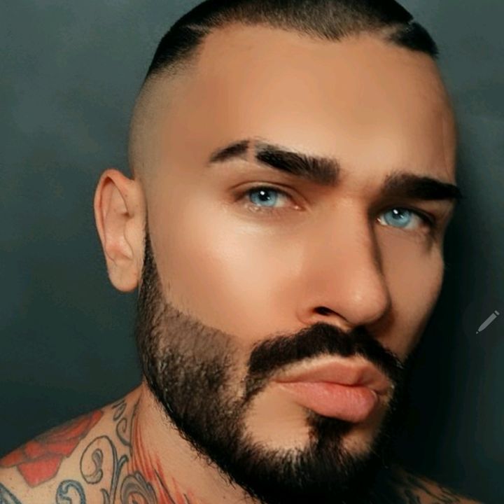 Profile Picture of Ariel Krupowies (@arielkrupowies) on Tiktok