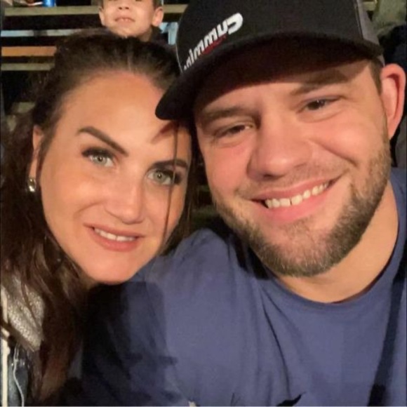 Profile Picture of Chris Hendricks (@chrishendric370) on Poshmark