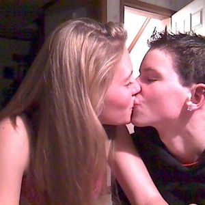 Profile Picture of Andrew Mickel (@mickey6969dd) on Myspace