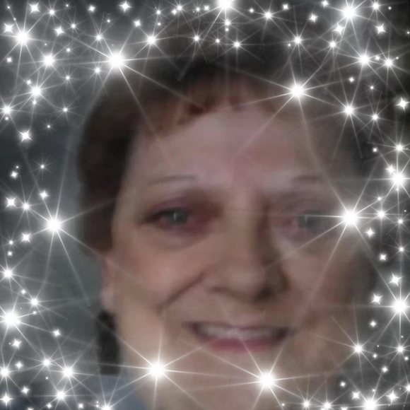 Profile Picture of Joyce Boyer (@jjcasper77) on Poshmark