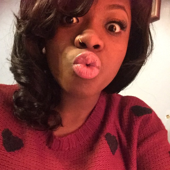 Profile Picture of Brittant Lannan (@btlann01) on Poshmark