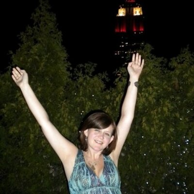Profile Picture of Carol Claus (@xmas_carolc) on Twitter