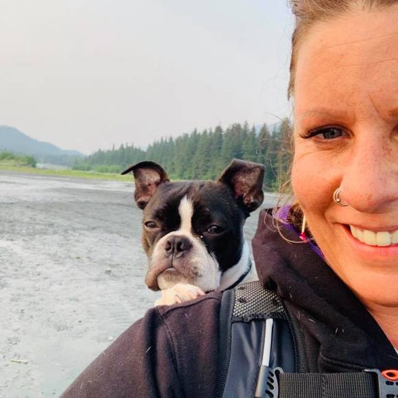 Profile Picture of Cat Mcglashan (@catpearl) on Poshmark