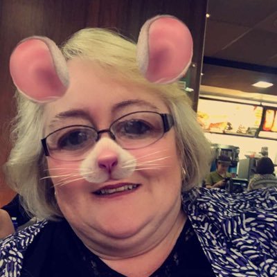 Profile Picture of Amanda Thompson (@pebbles6867) on Twitter