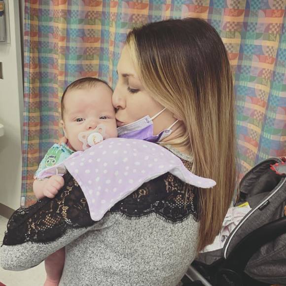 Profile Picture of Jennifer Elshoff (@jenelshoff) on Poshmark