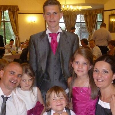 Profile Picture of Gary Self (@beanbake) on Twitter