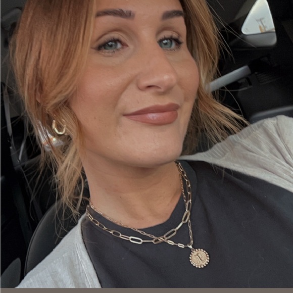 Profile Picture of Tory Bowren (@torybowren) on Poshmark
