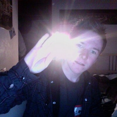Profile Picture of Tom Worrall (@onemadhouse) on Twitter