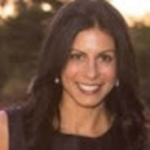 Profile Picture of Dafna Aaronson (@dafnaaaronson) on Poshmark